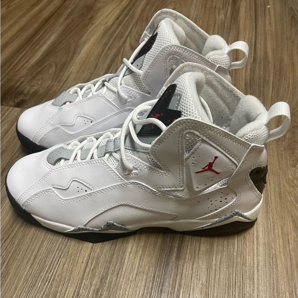 Jordan True Flight White Cement | Sz.7Y| 8.5 W